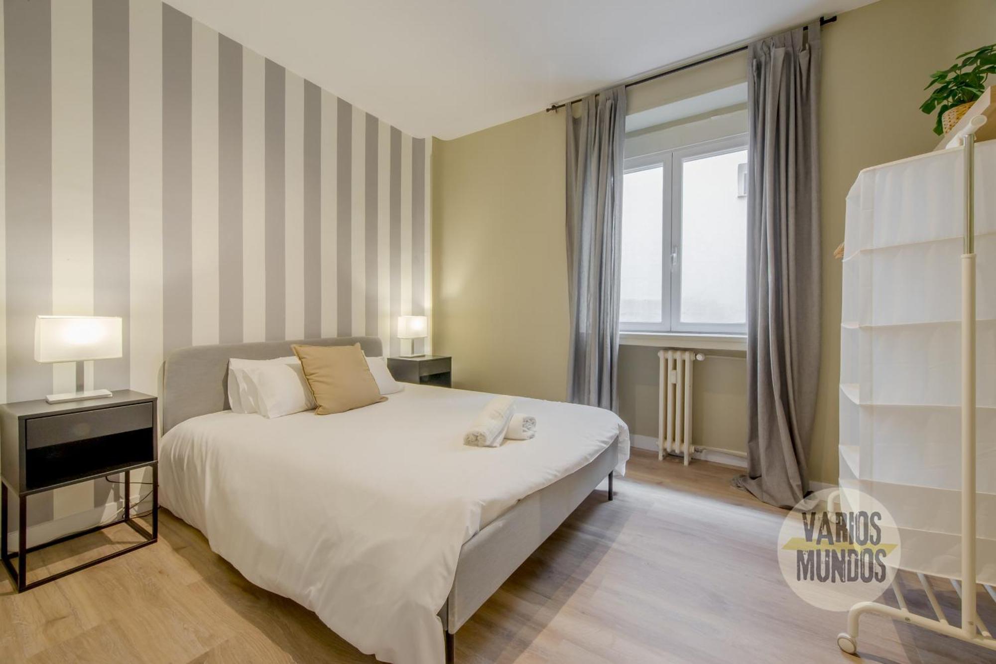 Practico Apt 7Pax En Calle Santa Ana Centro De Madrid Exteriör bild