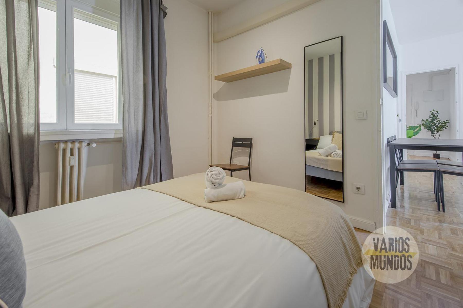 Practico Apt 7Pax En Calle Santa Ana Centro De Madrid Exteriör bild