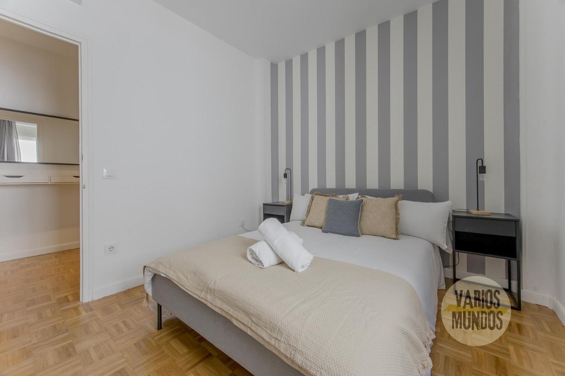 Practico Apt 7Pax En Calle Santa Ana Centro De Madrid Exteriör bild