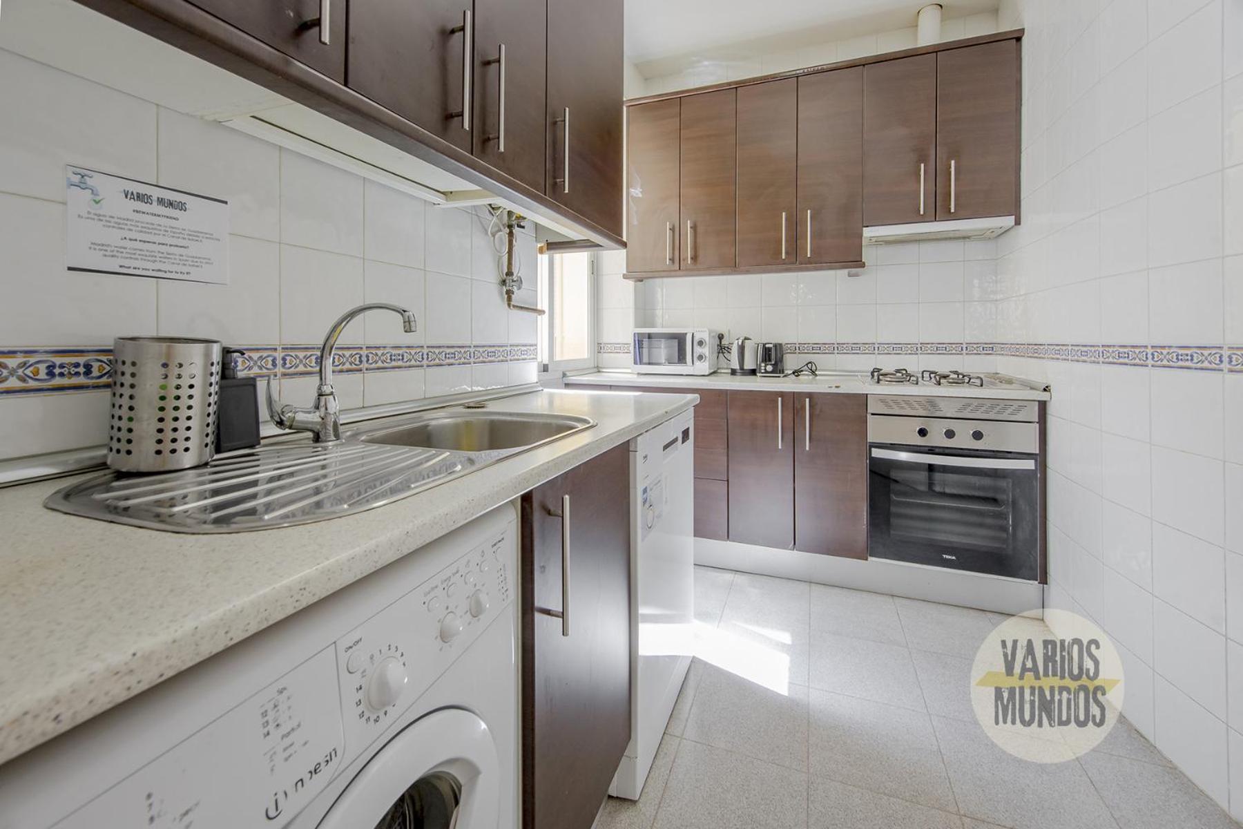 Practico Apt 7Pax En Calle Santa Ana Centro De Madrid Exteriör bild